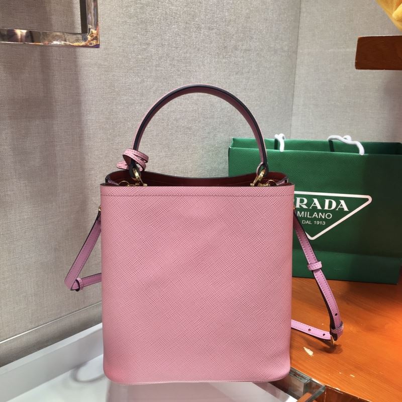 Pra*a tote bags